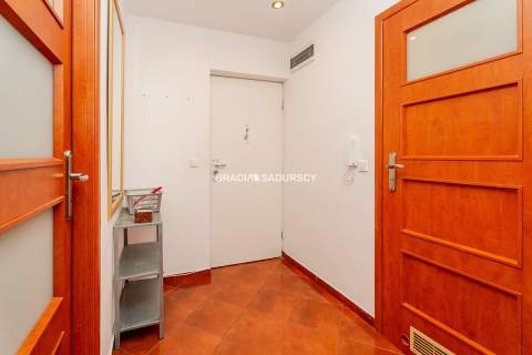 Kraków Skarbińskiego dwa oddzielne pokoje 44m2