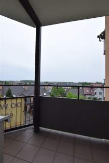 Duży balkon, ładny widok, dużo światła, fajne 