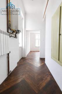 106M W CENTRUM CZYNSZ 0 ZŁ GARAŻ 5135 ZŁ/M 
