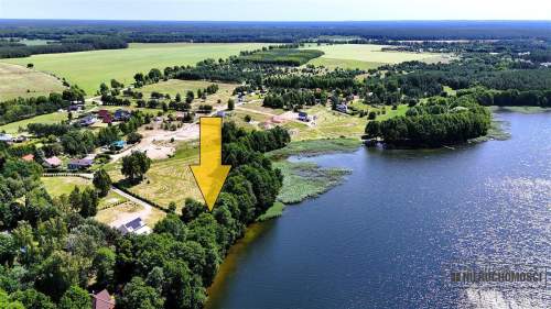 Dostęp do jeziora Dołgie, ok. 65 m linii brzegowej
