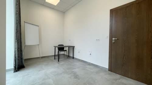 CARPATIA - Lokal 103 m - parter szklana witryna