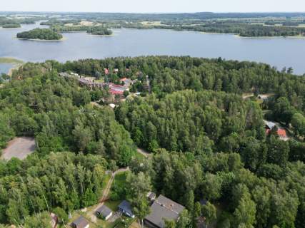 Grunt pod biznes turystyczny nad Jeziorem Narie Kretowiny,...