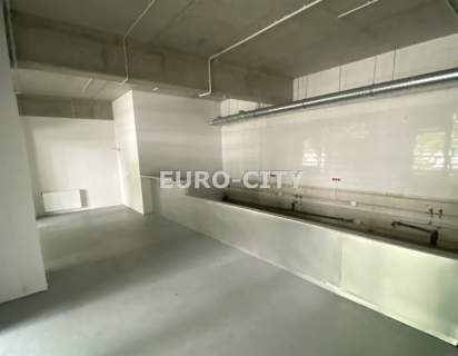 Lokal komercyjny ks. Witolda 93m2