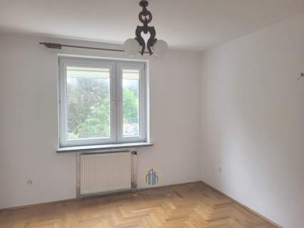 Mieszkanie cztery pokoje