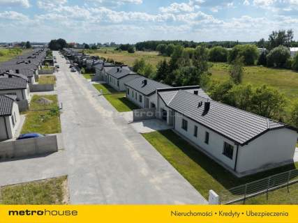 Wykończony dom z garażem i ogrodem - Osiedle Ławy