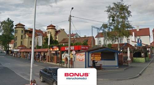 Kamienica w centrum Mikołajek.