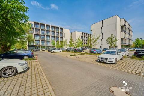 Lokal 89m2 z witryną - MINIMAXY obok Lotniska