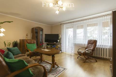 Duże mieszkanie, balkon, ogród, spokój, zieleń....