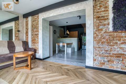 Sucha Beskidzka - lokal mieszkalny 111 m2 odrębna KW