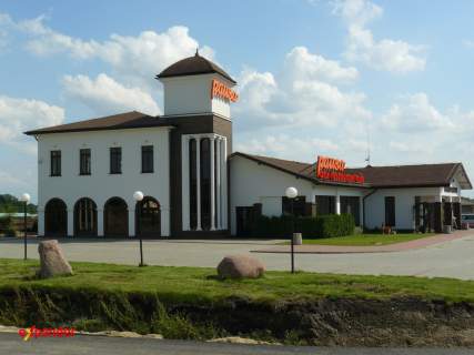 Obiekt Usługowy / Restauracja Działka 6000 m S8 MOP III 