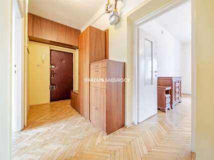 Mieszkanie w centrum 54,19m2 2 pokoje Piwnica