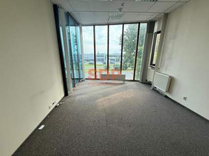 Przestrzeń dla biznesu Całe piętro 573,78 m2 Blisko lotniska