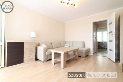 1 piętro na Tysiącleciu z balkonem i nową łazienką