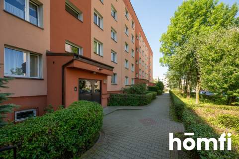 3 pokoje, oddzielna kuchnia, balkon