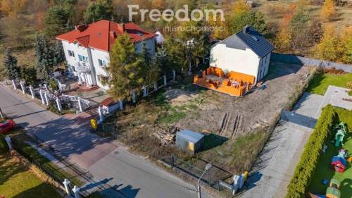 3-pokoje plus poddasze w Józefowie