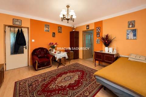 Przestronne 4-pok, balkon, spiżarka, loggia