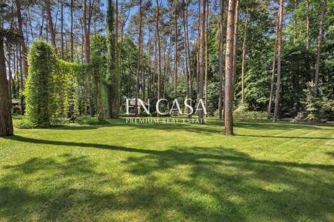 Miejska willa z przepięknym ogrodem ponad 4000m2