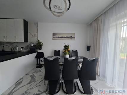 Willa miejska Nowe Siedlce 127 m 
