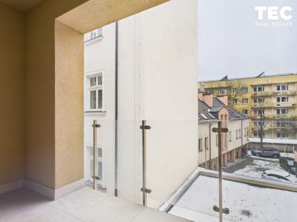 Dwustronne mieszkanie z loggią, top lokalizacja 