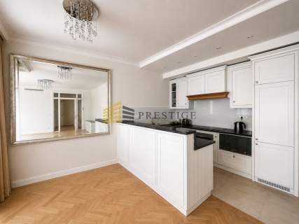 Stylowy apartament w sercu Warszawy   ul. Górskieg