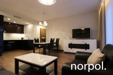 Angel Wawel, Sukiennicza, 52m2, klimatyzacja, parking, basen,