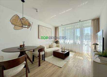 Trzy pokoje z oddzielną kuchnią, po remoncie