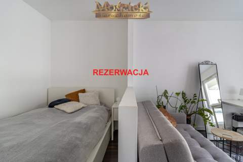 Na sprzedaż ładna kawalerka na Ochocie z balkonem