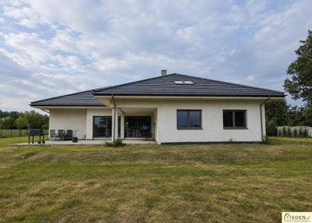 Nieruchomość komercyjna na sprzedaż, 560 m2, Jedlanka