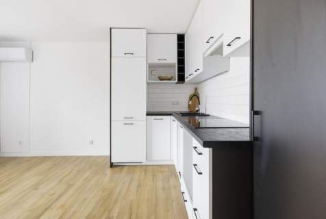 Po remoncie   Duży balkon   Raków   