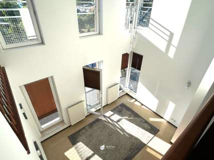 Wysokiej klasy 71m taras, miejsce w hali garażowej