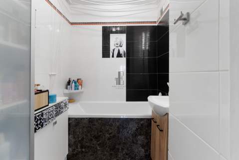 3/4 Pokoje Balkon Zieleń Dwustronne Rozkładowe