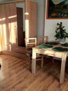Cieplice/79,3 m2/3 pokoje/parter/piwnica