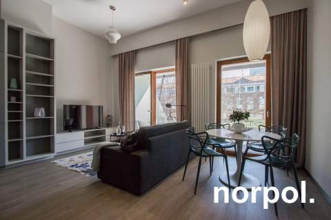 Nowoczesne mieszkanie z loggią i tarasem / Modern apartment with...