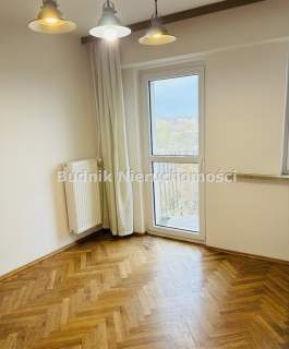 DWA POKOJE NIEZALEZNE POKOJE BALKON