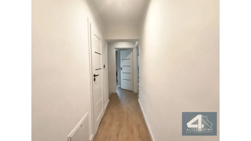 Dwupoziomowy apartament z dużym ogrodem