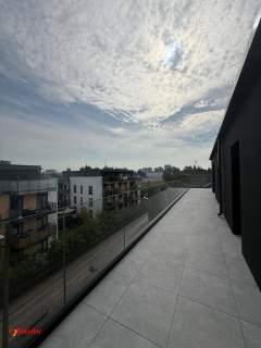 Apartament 4pok z dużym balkonem na ostatnim piętrze