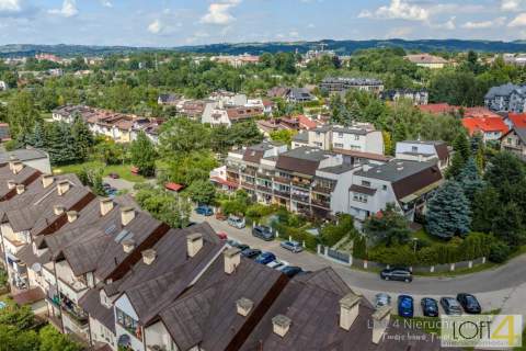 Dwupoziomowy apartament z ogrodem - osiedle Wólki
