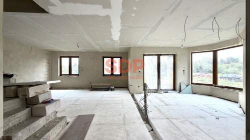 Wolnostojący dom 218m2 na działce 1000m2