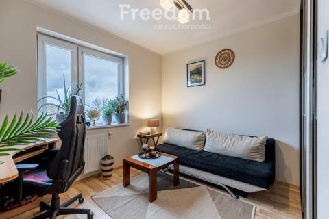 5 pokoi dwupoziomowe komórka balkon