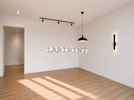 M-4, 55m2/2. piętro/po remoncie, parking w cenie