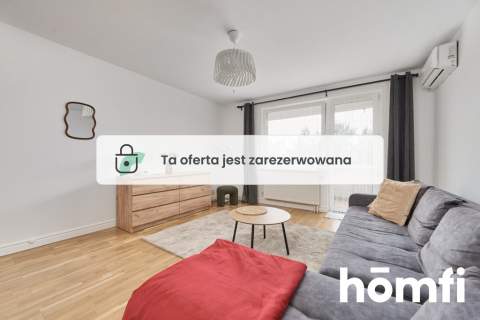 Komfortowa kawalerka z osobną kuchnią