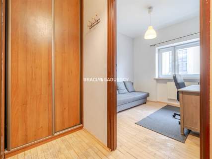 2-pokojowe, Prądnik Czerwony