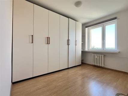 Duży balkon, ładny widok, dużo światła, fajne