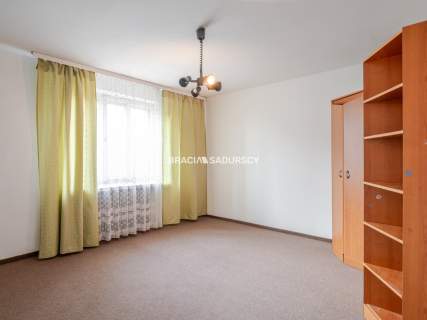 Rząska dom 250 m2 działka 6 arów ocieplony