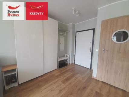 Studio z oddzielną kuchnią sypialnią i ogródkiem