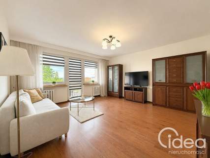 Osiedle Zawadzkiego, 47m2, 1/2 pokoje,balkon,winda