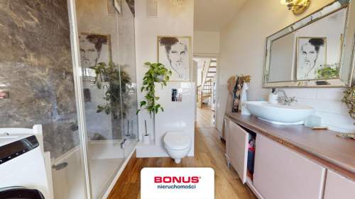 Mieszkanie 109 m 4 pokoje 3 garderoby, balkon