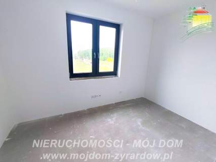 Ładny dom do własnej aranżacji blisko Mszczonowa.