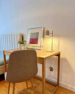 Luksusowy salon z aneksem i sypialnia, garaż