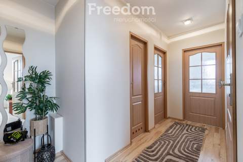 5 pokoi dwupoziomowe komórka balkon